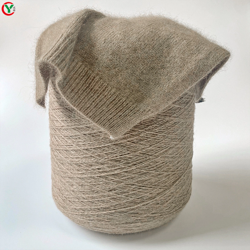 Wholesale soft warm 30% raccoon 10% wool 20% viscose 40% nylon blended yarn for machine weaving